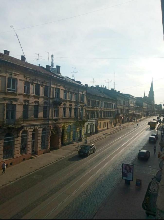 Аpartment З Балконом Жд Вокзал, Центр Apartment Lviv Bagian luar foto